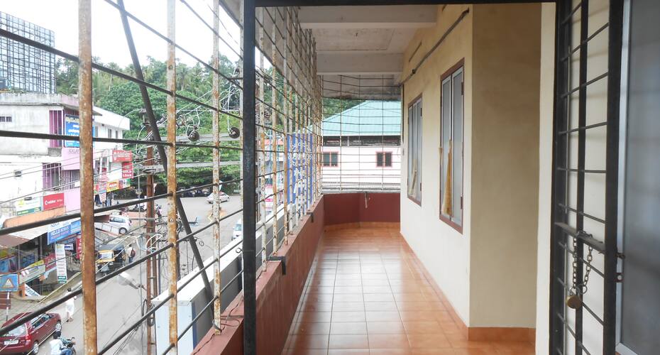 Chakkumpeedika St. Joseph's Tourist Home, Thodupuzha 1